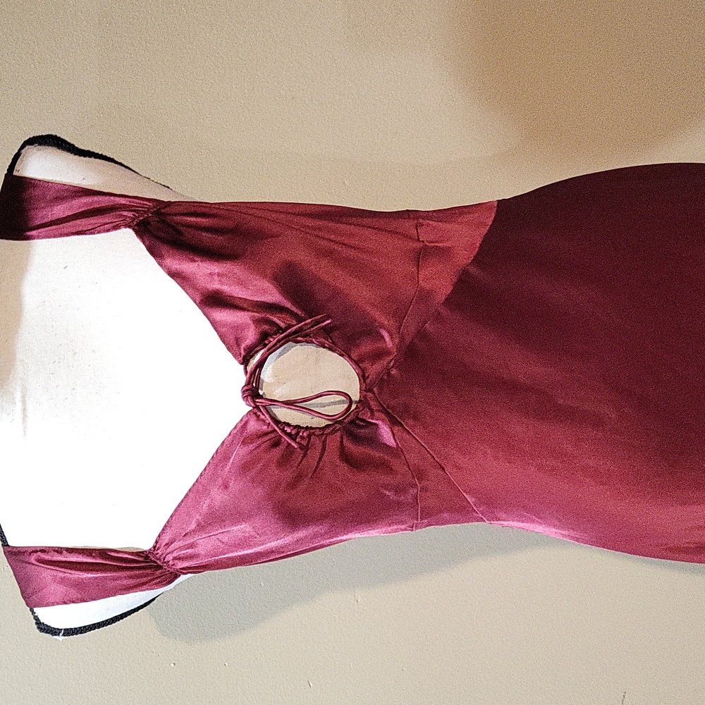 Victoria's Secret Vintage Chemise - Picture 2 of 12